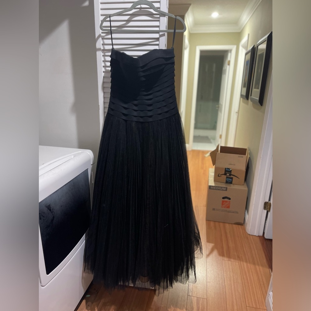 Beautiful Sherri Hill gown - black